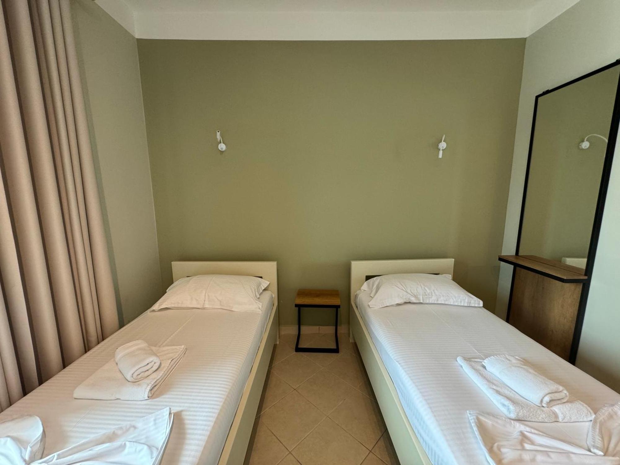 Hotel Cekodhima Radhimë 외부 사진