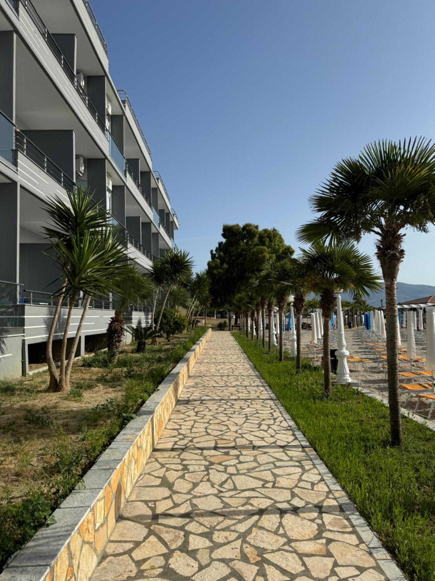 Hotel Cekodhima Radhimë 외부 사진