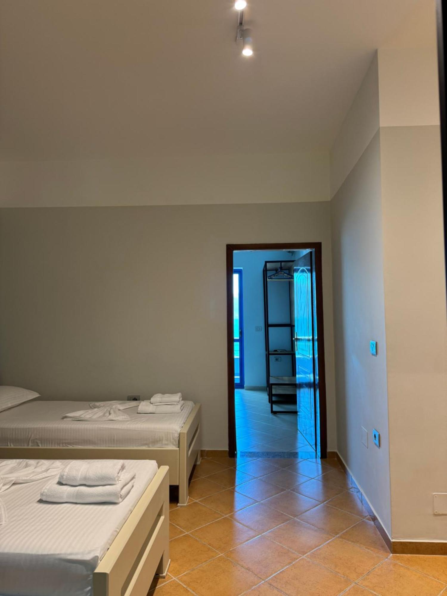 Hotel Cekodhima Radhimë 외부 사진